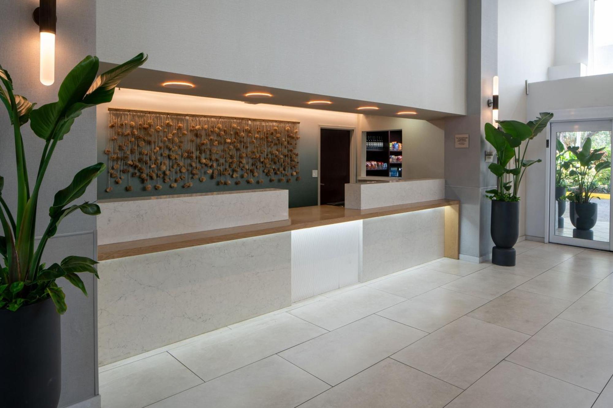 Springhill Suites Fort Lauderdale Airport Dania Beach Exterior photo