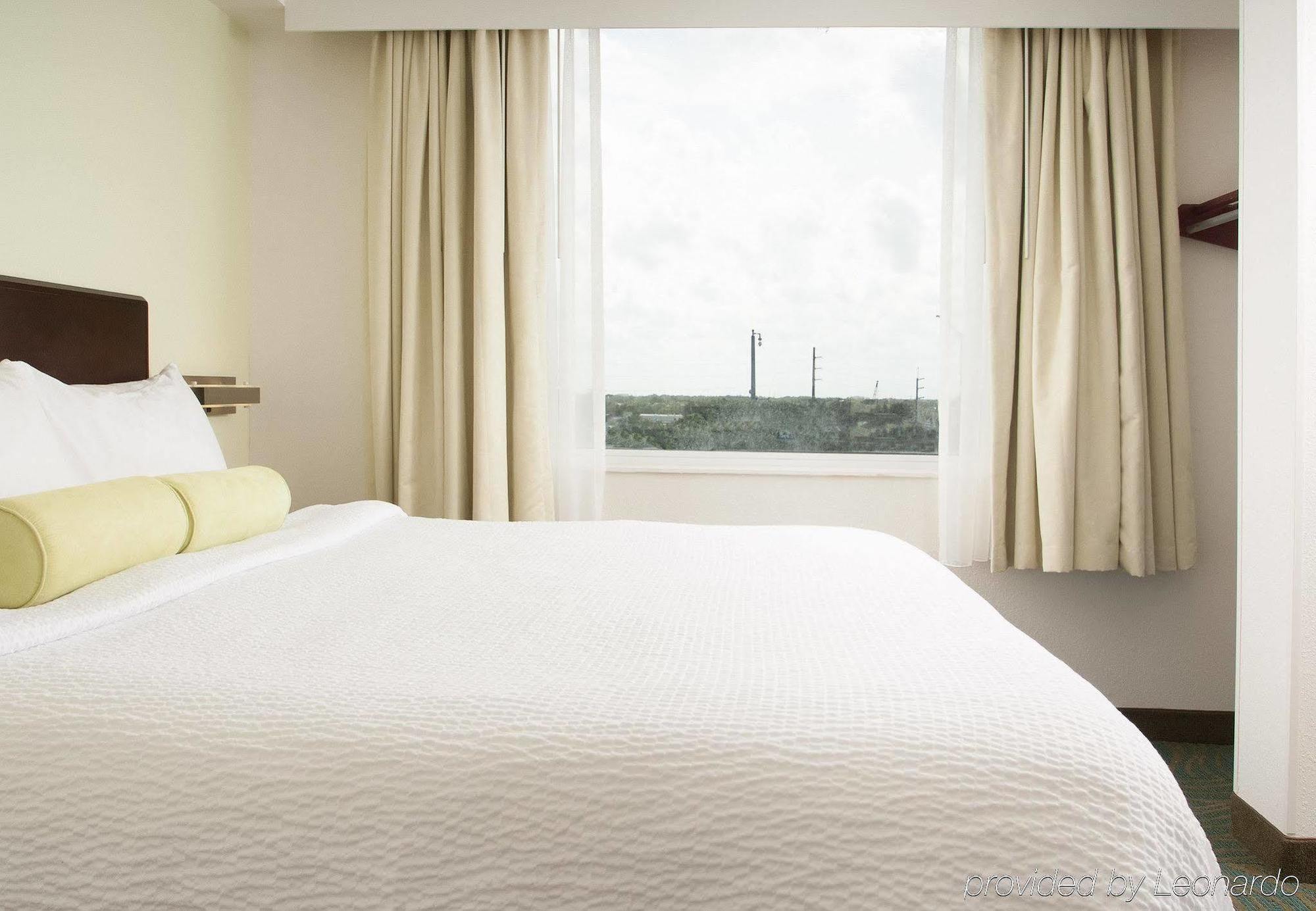 Springhill Suites Fort Lauderdale Airport Dania Beach Exterior photo